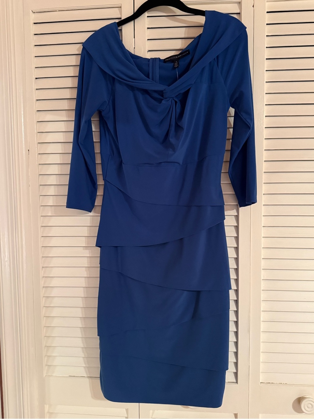Super Cute Slimming White House Black Market Royal Blue Tiered Sheath Dress